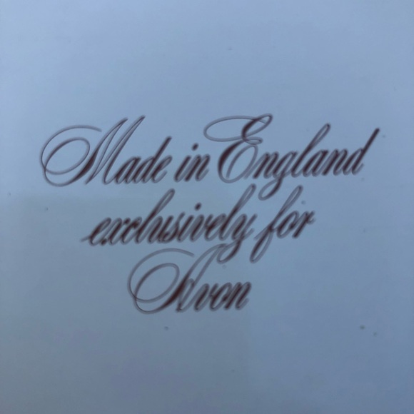 Vintage Avon Floral Metal Tray - Made in England - Picture 8 of 11